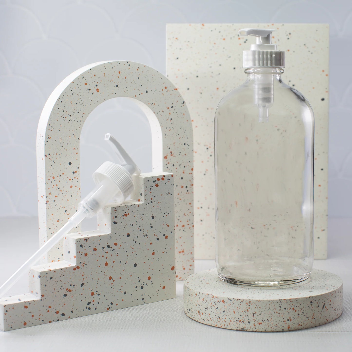 Clear Glass Bottle with Saddle Pump 473ml