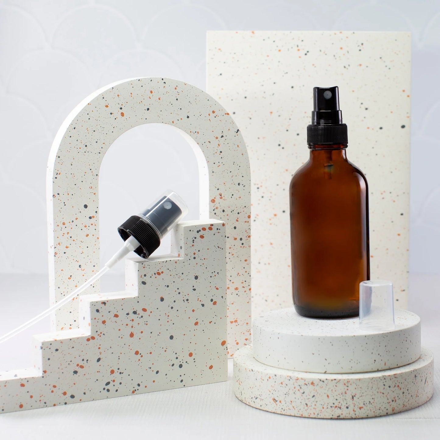 Amber Glass Bottle with Fine Mist Sprayer 120ml