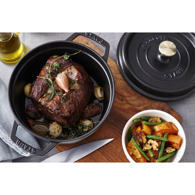 Staub la Cocotte Round Cast Iron, Black