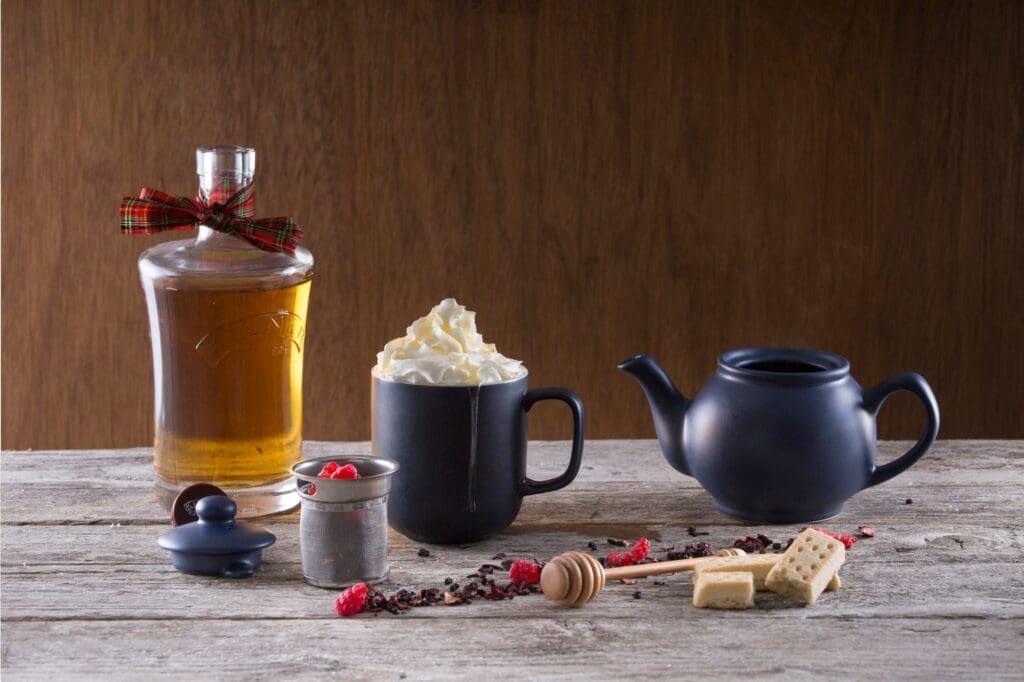 Price & Kensington Teapot 6 Cup Navy