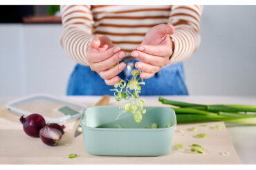 Mepal EasyClip Food Box 700ml Nordic Black