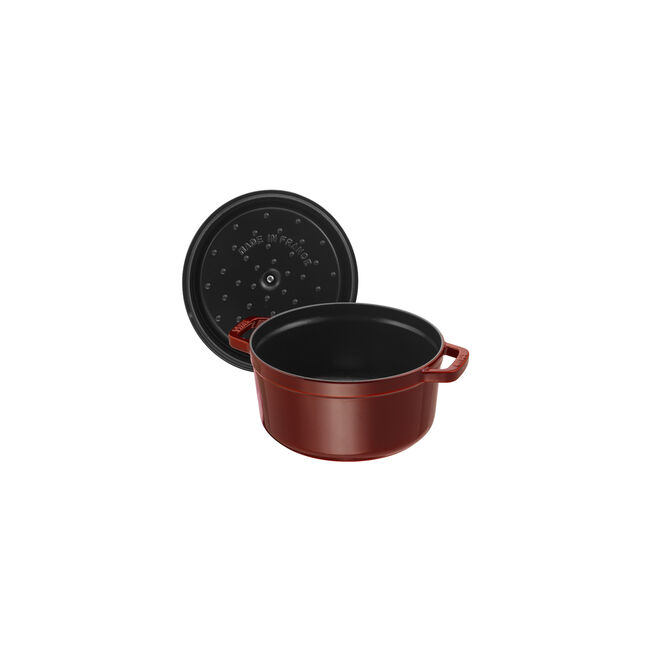 Staub la Cocotte Round Cast Iron, Grenadine Red