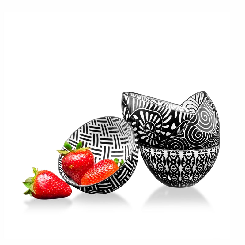 Dip Bowl Black & White, 10cm
