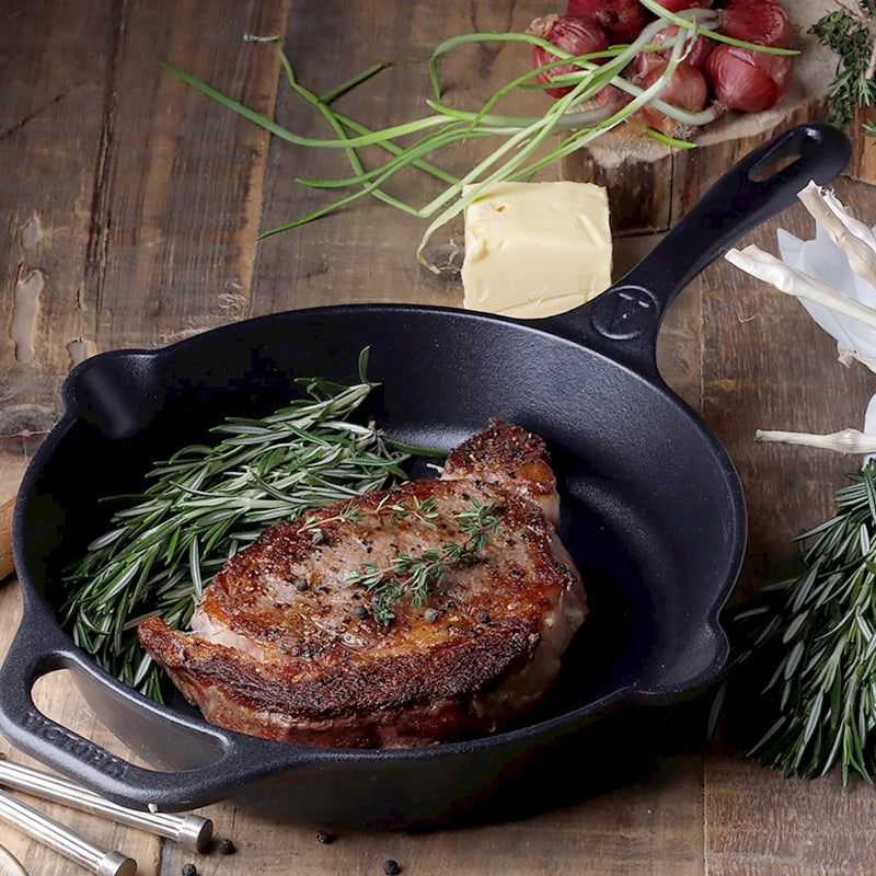 Victoria Cast Iron Skillet 10"