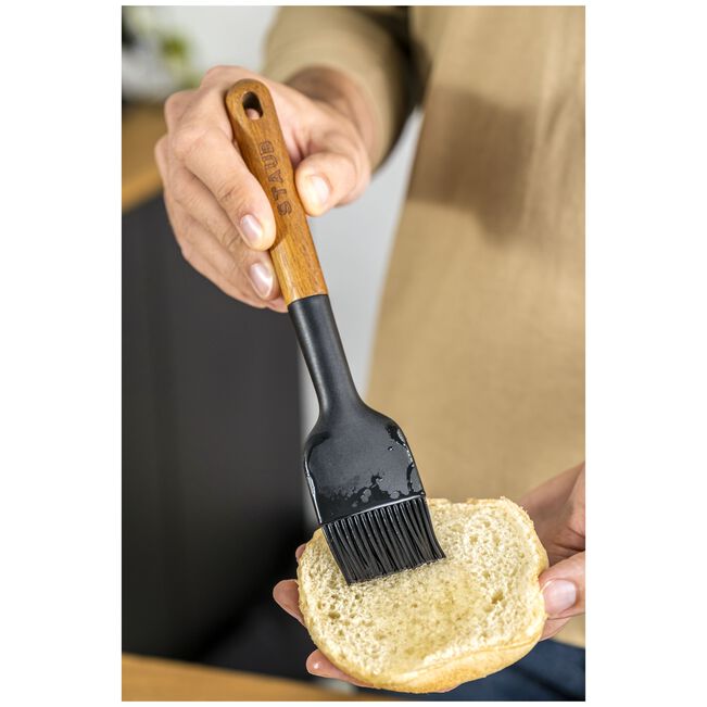 Staub Pastry Brush, Wood & Silicone