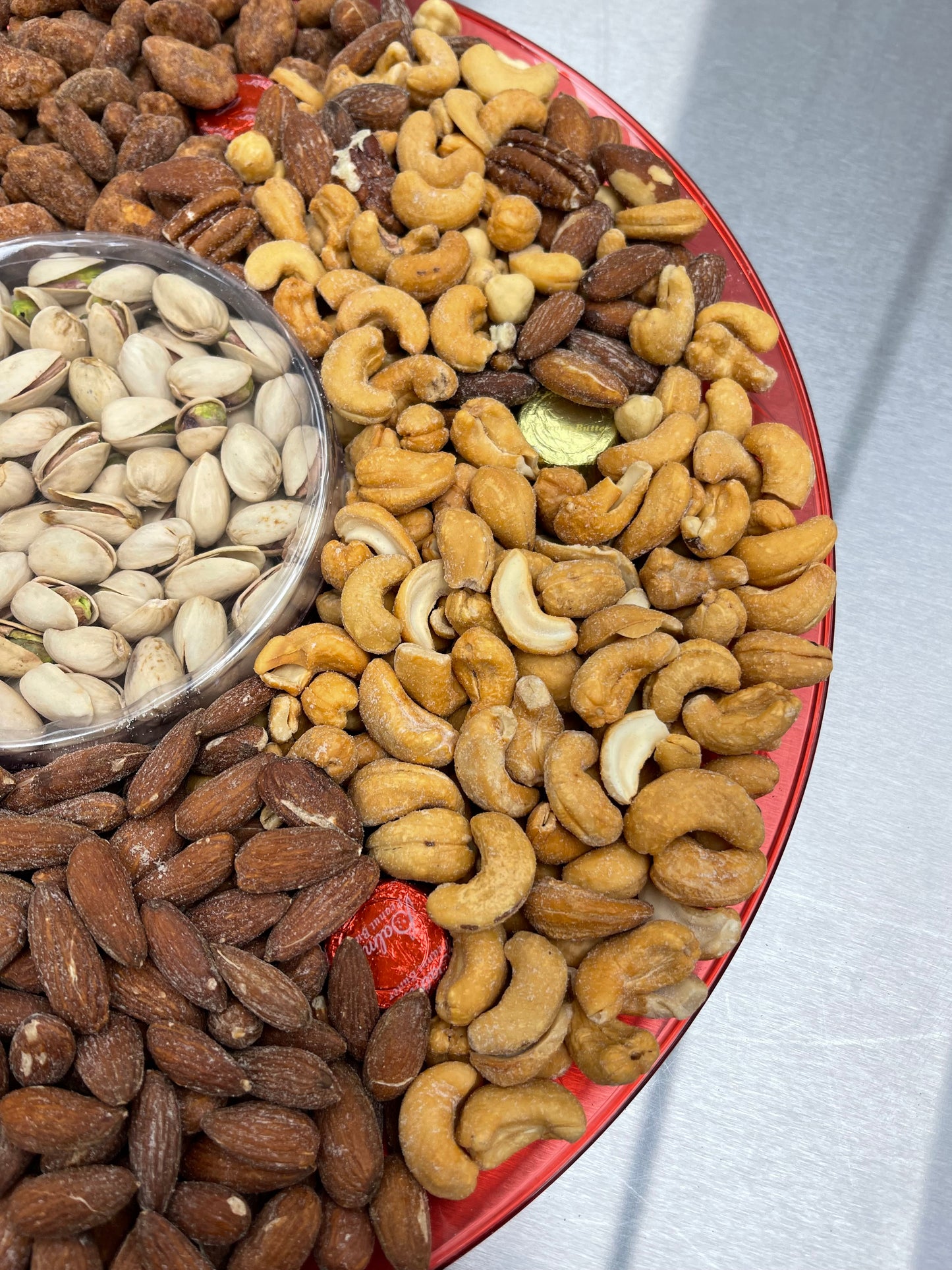 Beautiful Gift Tray - Deluxe Nuts 14"