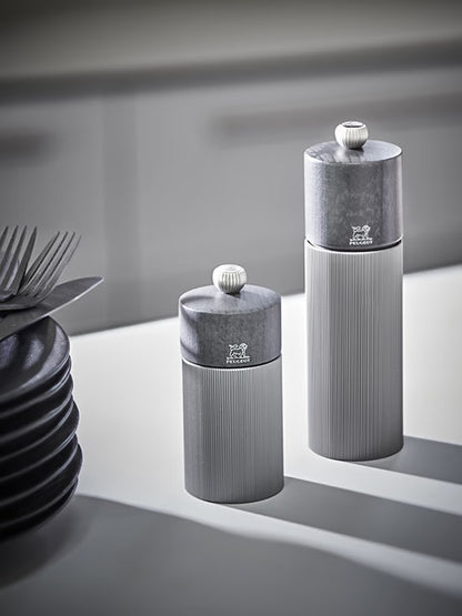 Peugeot Line Manual Pepper Mill 7", Dark Carbon