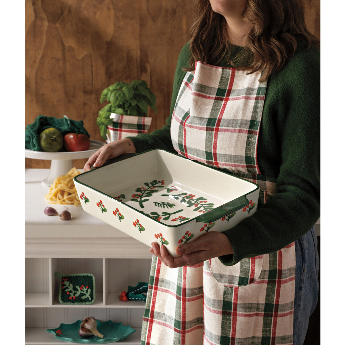 Classic Apron, Noel Plaid
